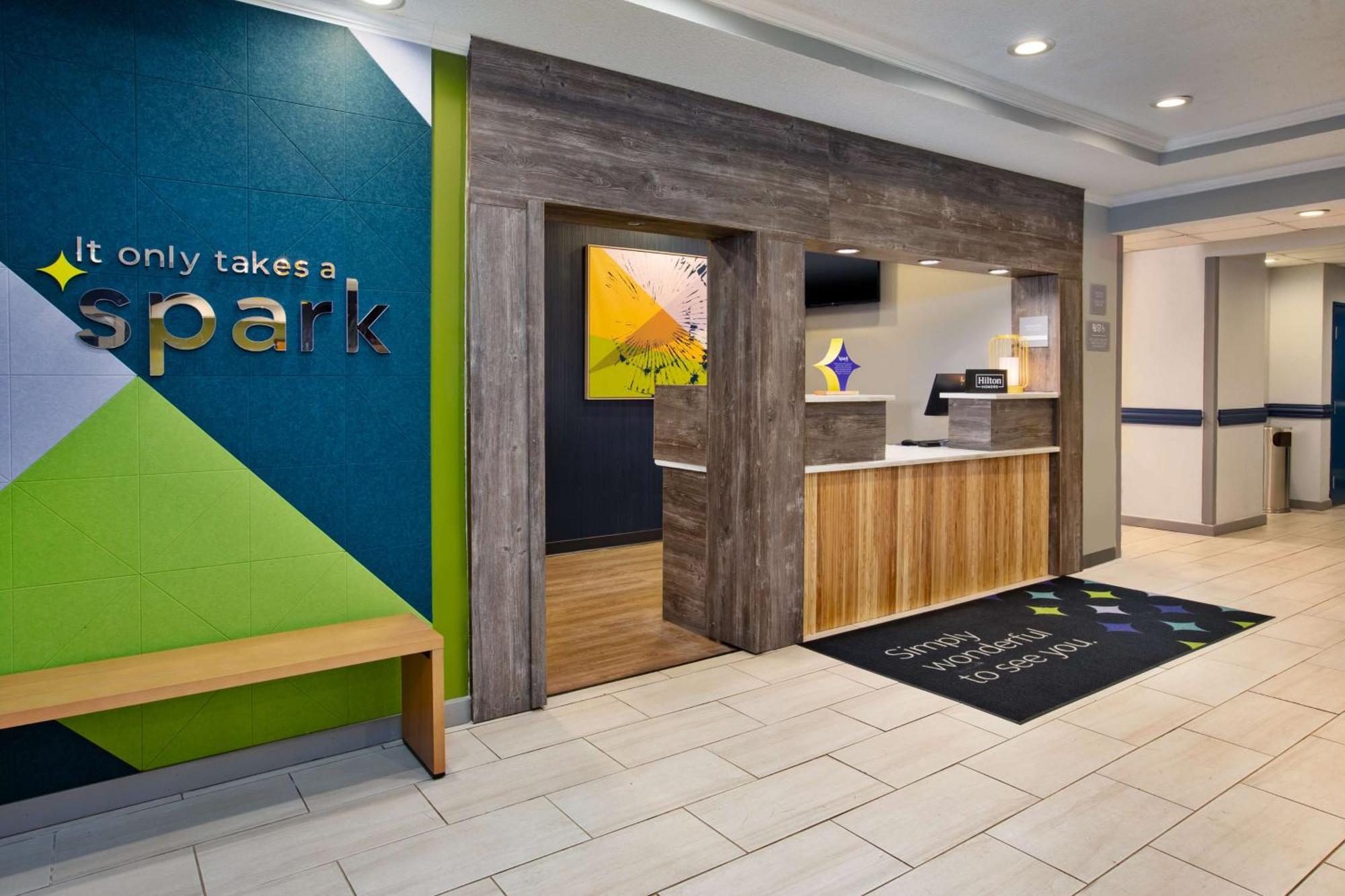 Spark By Hilton Walker Grand Rapids North Exteriér fotografie
